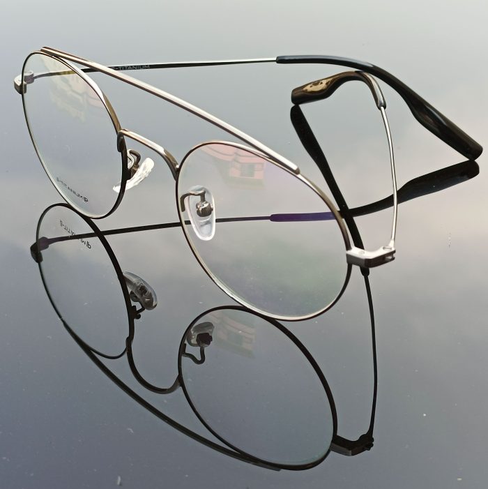 Glasses in Pakistan
